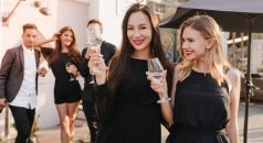 ¿No quieres ir solo a una fiesta VIP? Descubre a las acompañantes de lujo