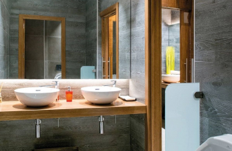 Los mejores materiales para cuartos de baño de locales de pubs y restaurantes
